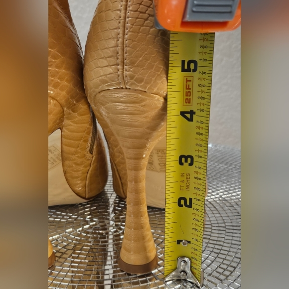 Yellow Snake Boot - Picture 12 of 14